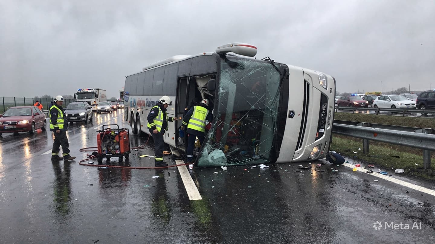 Tourist Bus Tragedy In Thailand: Three Foreign Nationals Killed After Vehicle Overturns On Highway Tourist Bus Tragedy In Thailand: Three Foreign Nationals Killed After Vehicle Overturns On Highway