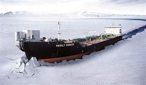 Large Group of Sanctioned Tankers Prepares for Icy Convoy on Northern Sea Route Large Group of Sanctioned Tankers Prepares for Icy Convoy on Northern Sea Route