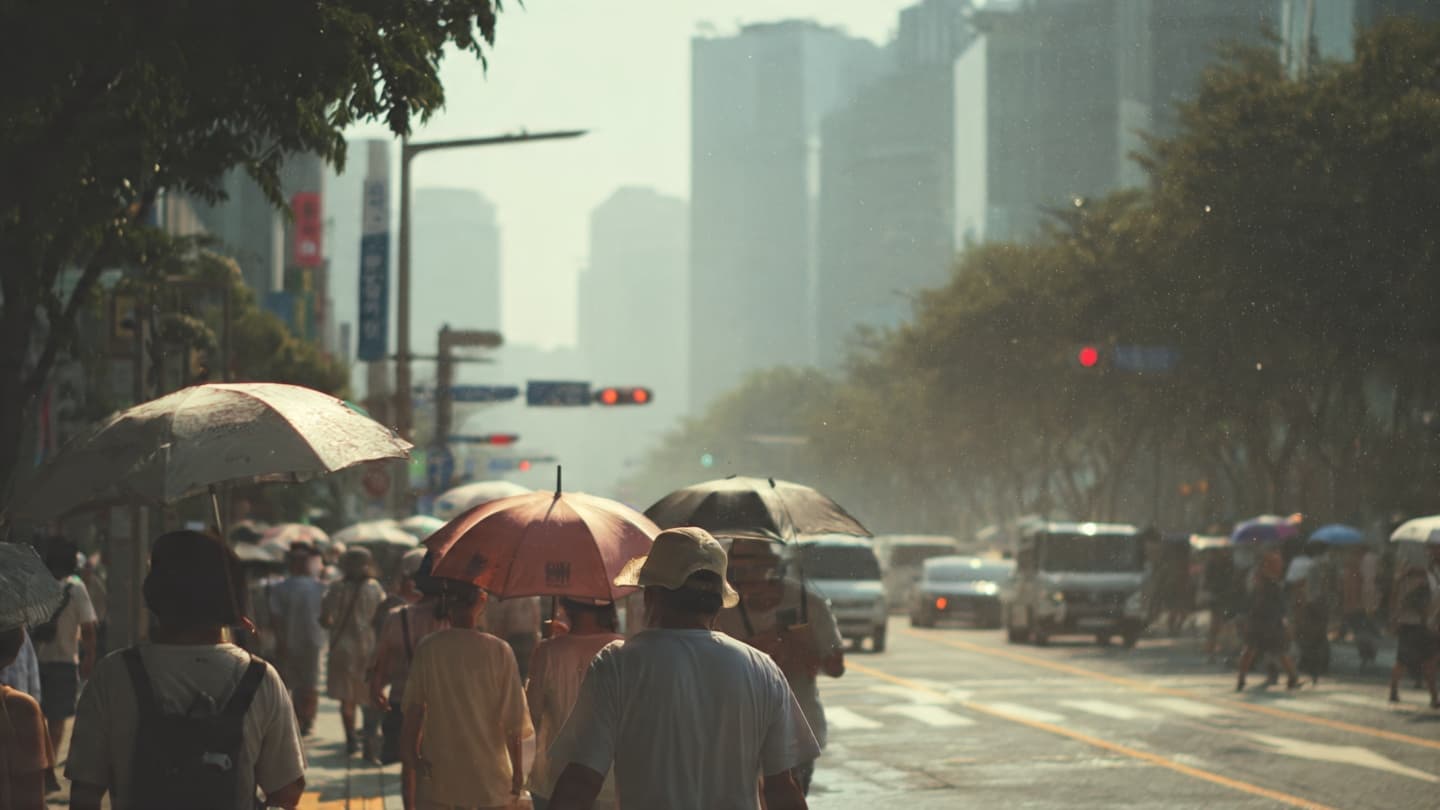 When Summer Turns Relentless: South Korea Faces Record Heat Beneath an Unforgiving August Sky When Summer Turns Relentless: South Korea Faces Record Heat Beneath an Unforgiving August Sky