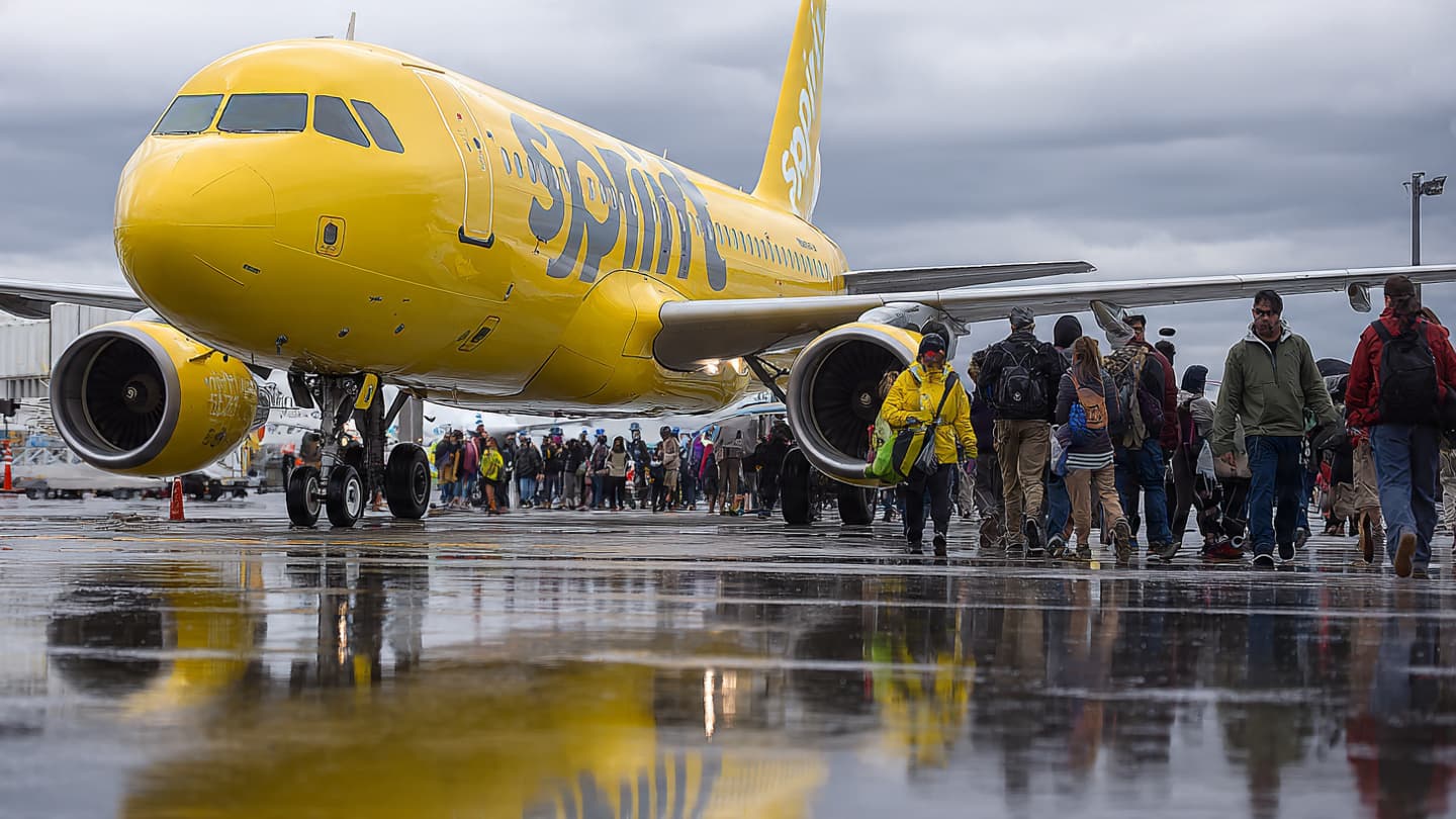 From Yellow Wings to Gray Horizons: The Quiet Unraveling of a Budget Airline From Yellow Wings to Gray Horizons: The Quiet Unraveling of a Budget Airline