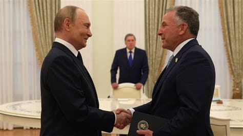 CIA Chief Told Moscow Russia Was Weakening Before Putin Canceled Meeting CIA Chief Told Moscow Russia Was Weakening Before Putin Canceled Meeting