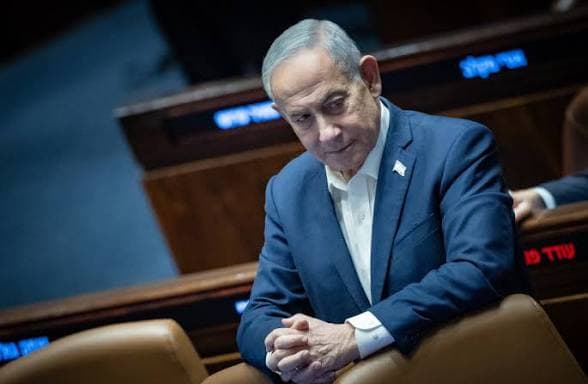 Naftali Bennett and Yair Lapid Decry Netanyahu’s Inaction After UAE Warning of Hamas Attack Naftali Bennett and Yair Lapid Decry Netanyahu’s Inaction After UAE Warning of Hamas Attack