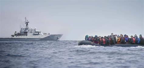 France Hits Back at Reform UK Plan to Return Migrants Using Royal Navy France Hits Back at Reform UK Plan to Return Migrants Using Royal Navy