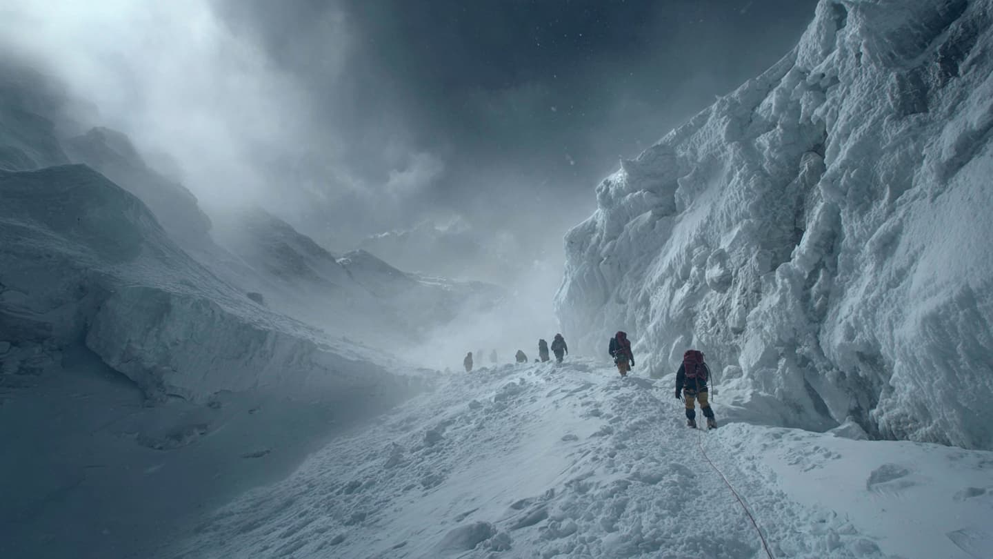 When a Silent Glacier Becomes a Test of Survival on Everest When a Silent Glacier Becomes a Test of Survival on Everest