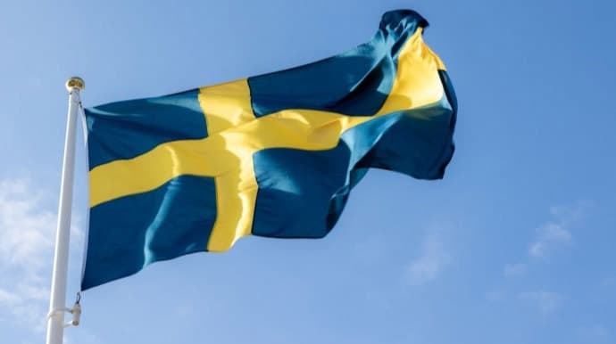 Swedish Customs Boards Russian Ship for Inspection in Swedish Waters Swedish Customs Boards Russian Ship for Inspection in Swedish Waters