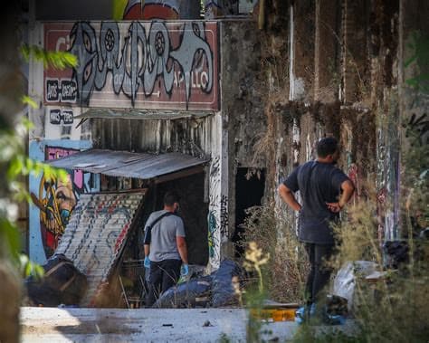 Body found in suitcase in Athens is that of 38-year-old British woman Body found in suitcase in Athens is that of 38-year-old British woman