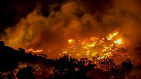 Wildfires in Greece: blaze out of control in Rethymno, Crete Wildfires in Greece: blaze out of control in Rethymno, Crete
