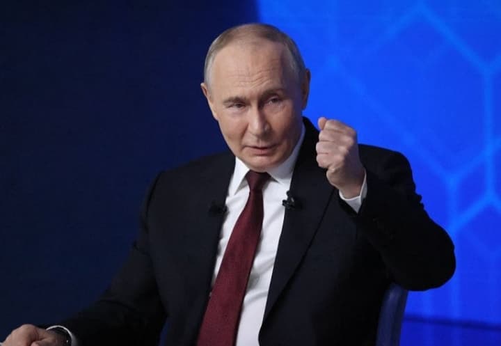 Facing Record-Low Birth Rates, Putin Says Teen Marriage Is the Answer Facing Record-Low Birth Rates, Putin Says Teen Marriage Is the Answer