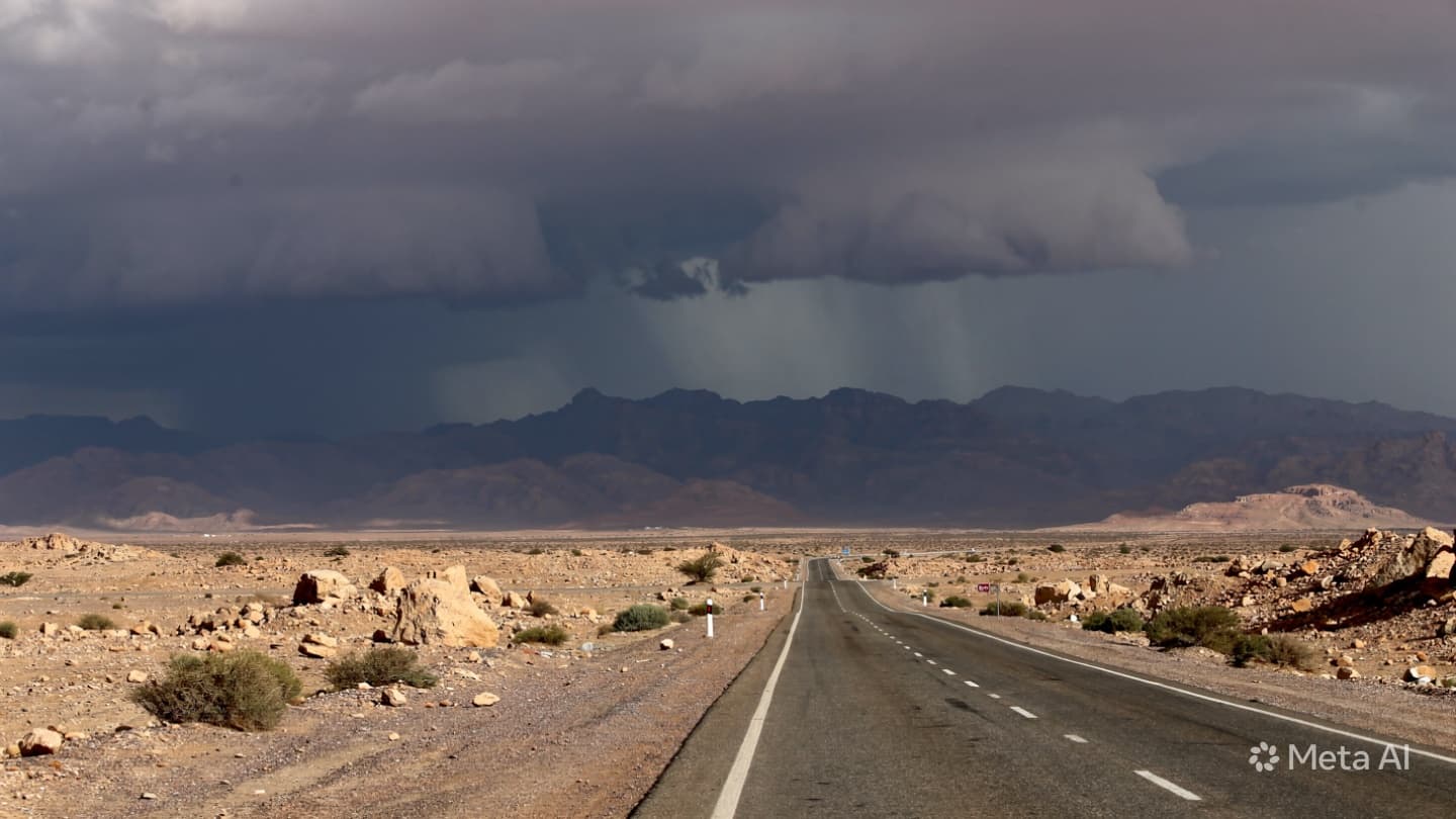 Deadly Weather Conditions: Motorist Dies in Flash Flood Along Southern Oman Border Zone Today Deadly Weather Conditions: Motorist Dies in Flash Flood Along Southern Oman Border Zone Today