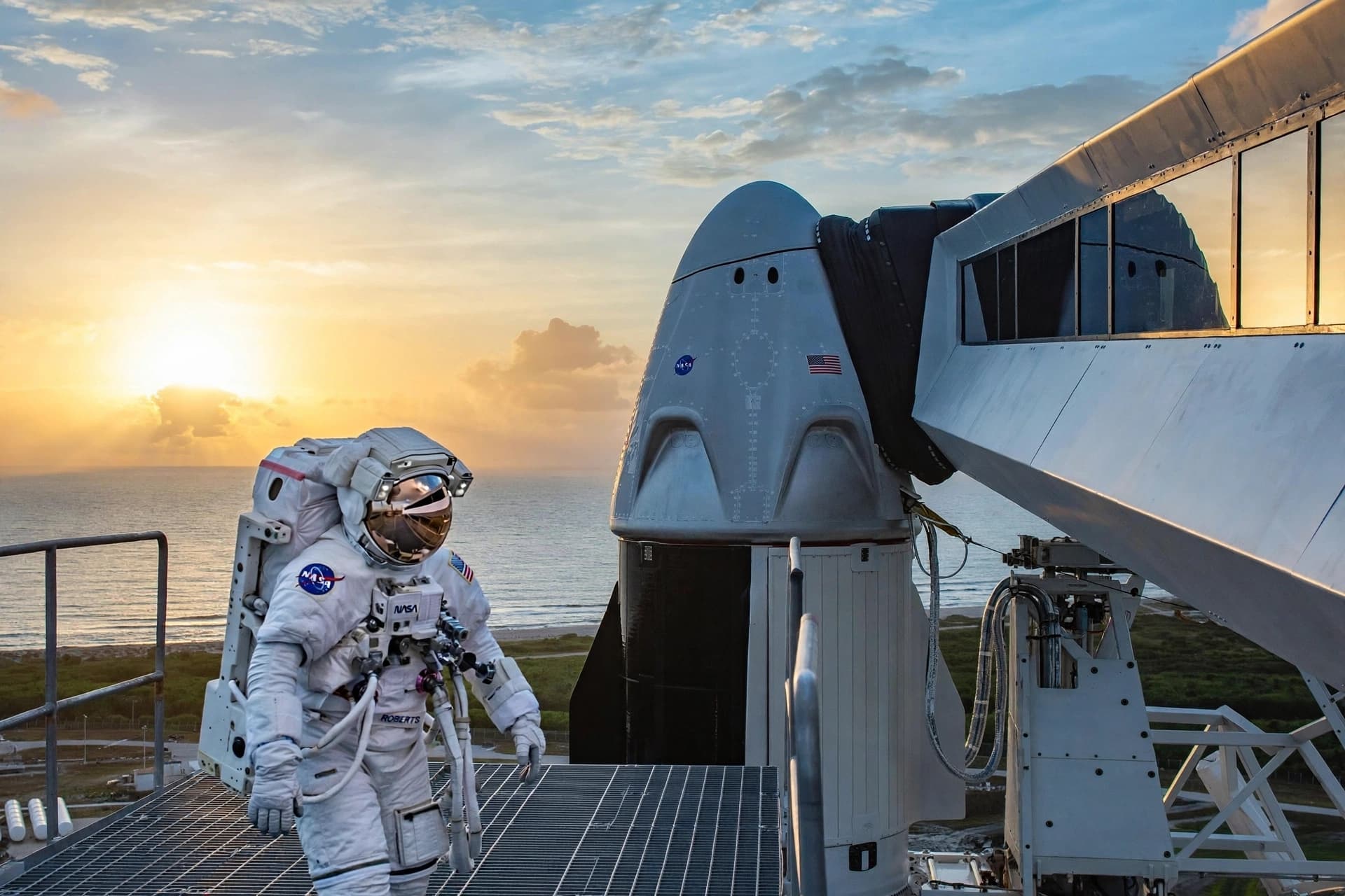 WA Woman and Navy Officer Headed Back to Space on NASA Mission WA Woman and Navy Officer Headed Back to Space on NASA Mission