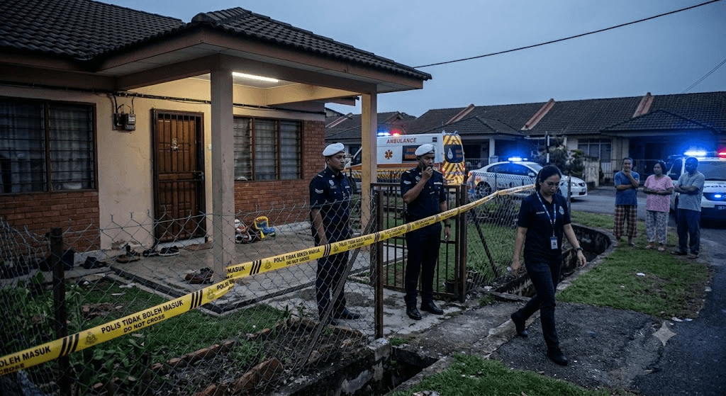 Kluang Tragedy: Teen Student and Boyfriend Arrested After Newborn Fatally Stabbed in Rented House Kluang Tragedy: Teen Student and Boyfriend Arrested After Newborn Fatally Stabbed in Rented House
