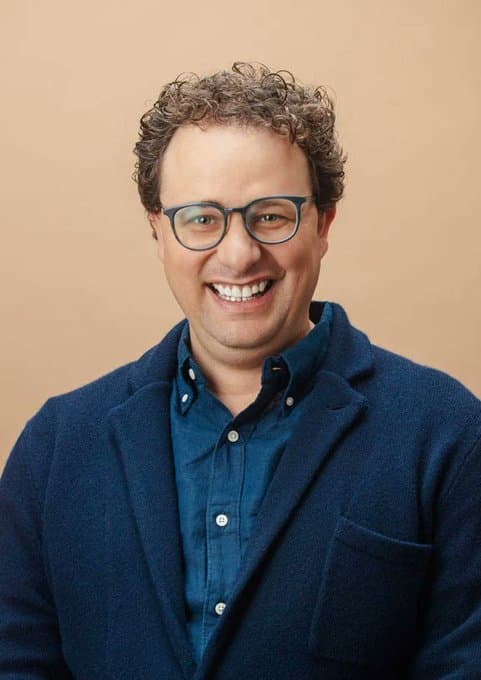 AI Giant Anthropic Eyes Massive $50B Raise — Valuation Push Signals New Tech Power Shift AI Giant Anthropic Eyes Massive $50B Raise — Valuation Push Signals New Tech Power Shift