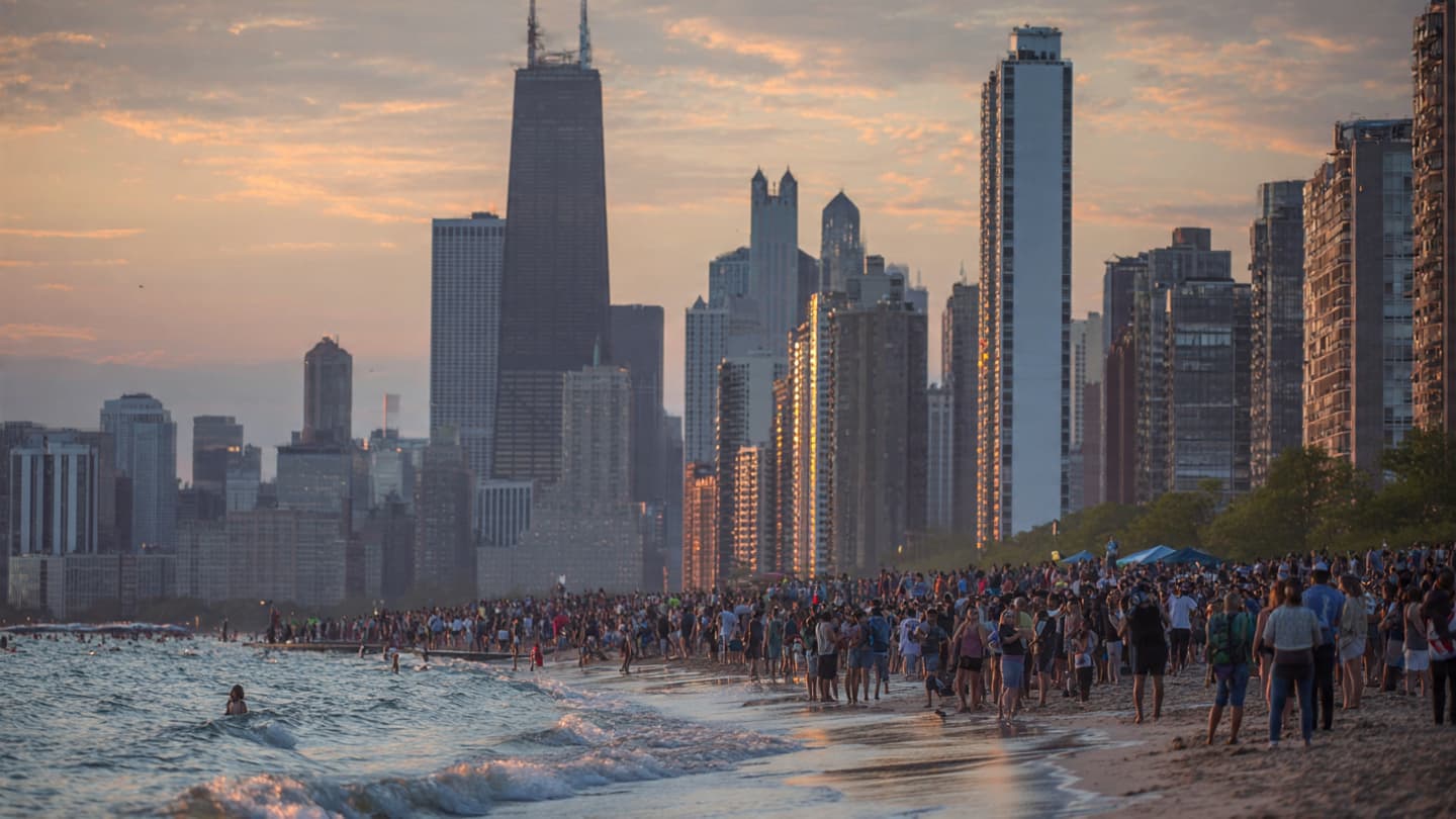Social Media Gatherings Continue Reshaping the Rhythm of Public City Spaces