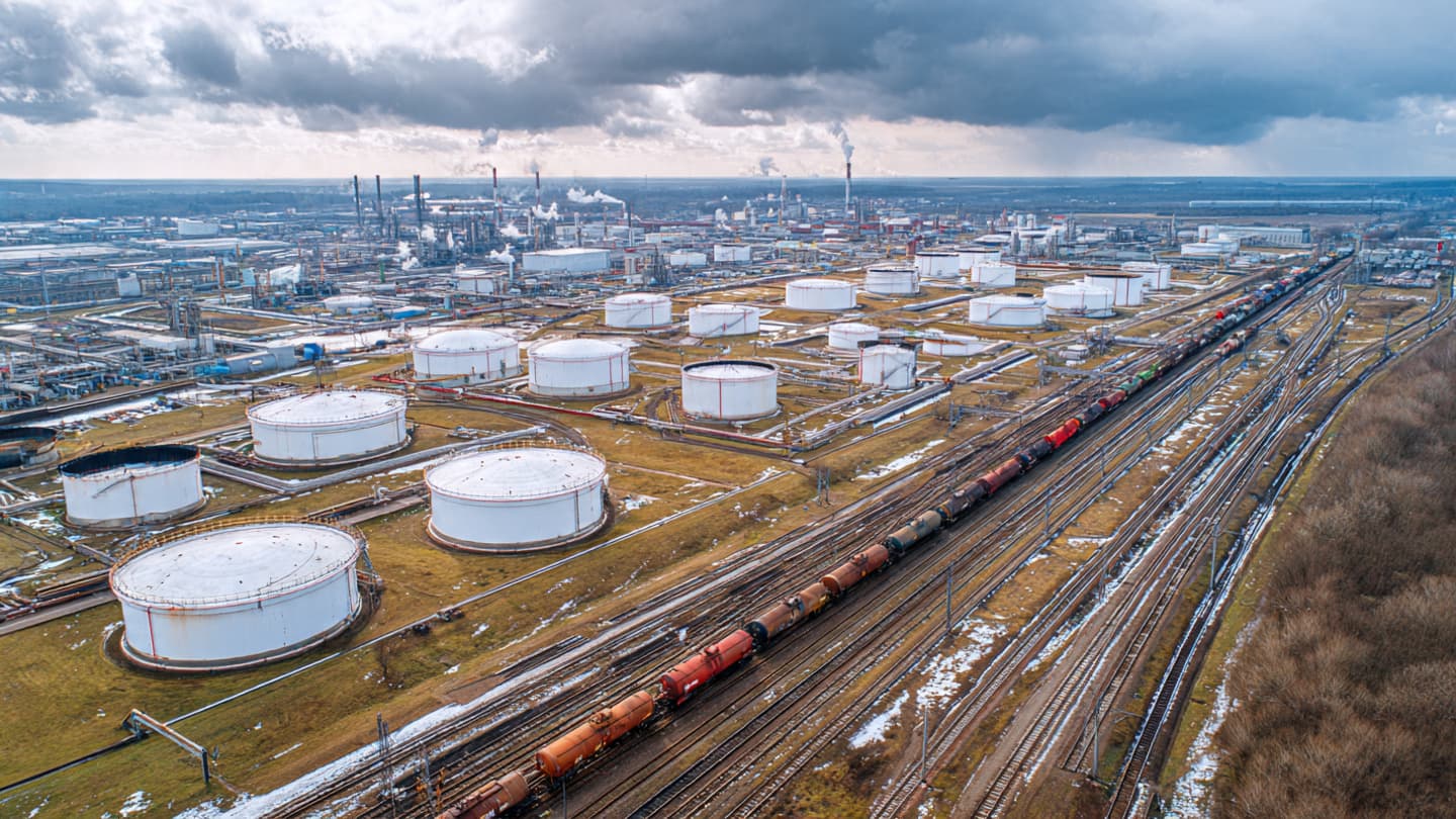 Where Drones Cross Dark Horizons: Ukraine’s Deepening Strikes on Russia’s Energy Network