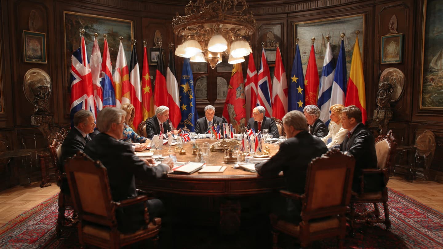 Europe Steps Forward as Diplomacy Searches for a New Balance Europe Steps Forward as Diplomacy Searches for a New Balance
