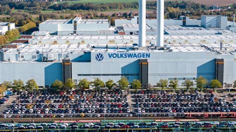 Israeli Defense Company Rafael Close to Buying Volkswagen Plant