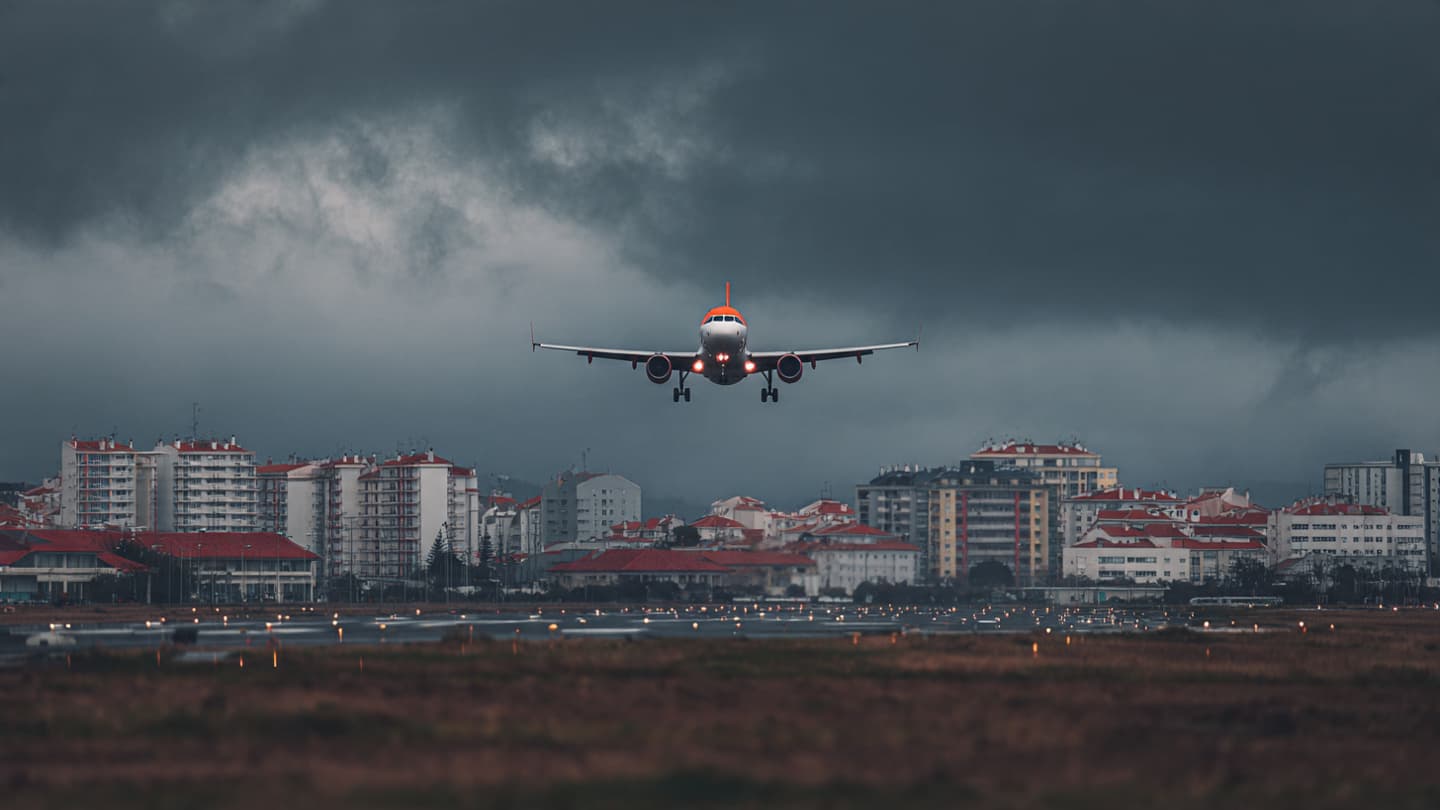 High Above Europe, An Ordinary Flight Turned Into A Sudden Medical Emergency