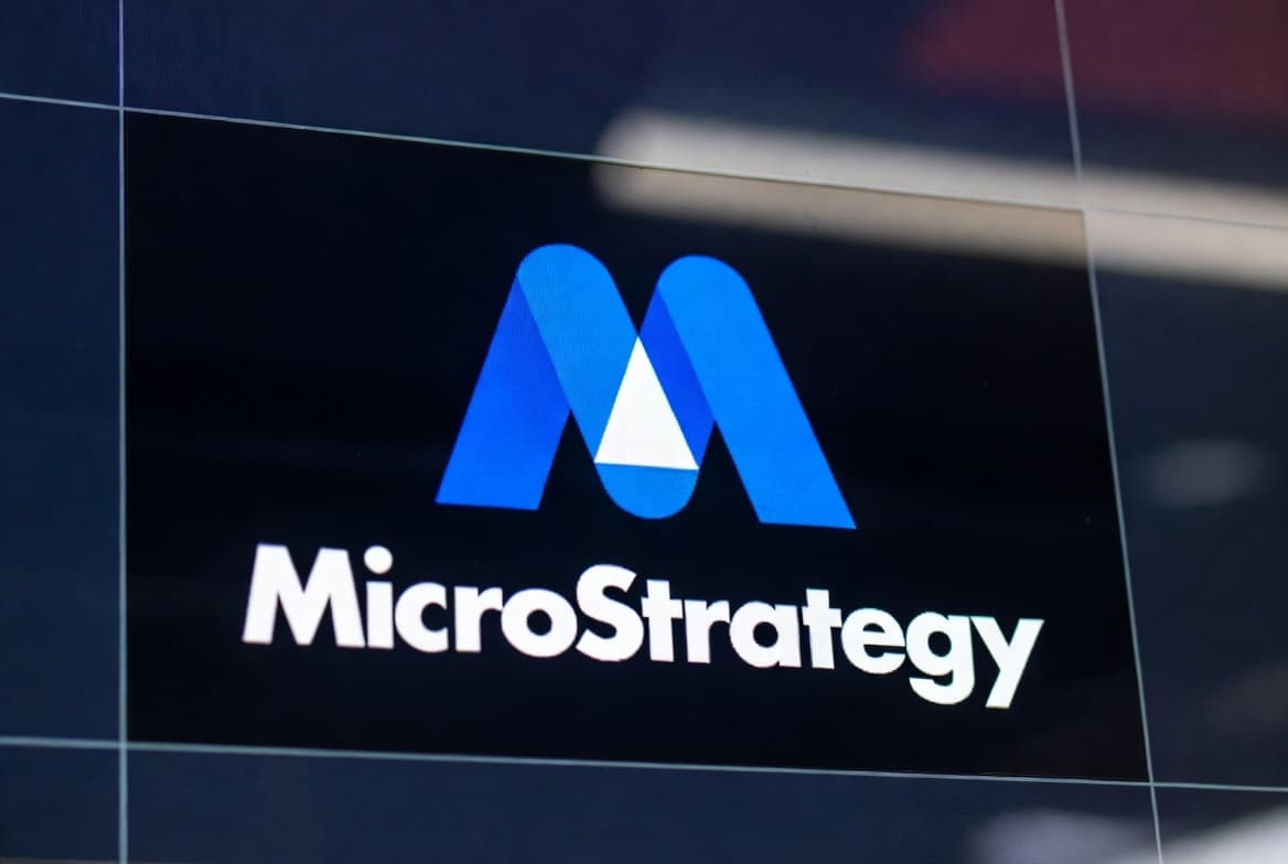 📊 MicroStrategy (MSTR) – Equity & Trading Analysis 📊 MicroStrategy (MSTR) – Equity & Trading Analysis