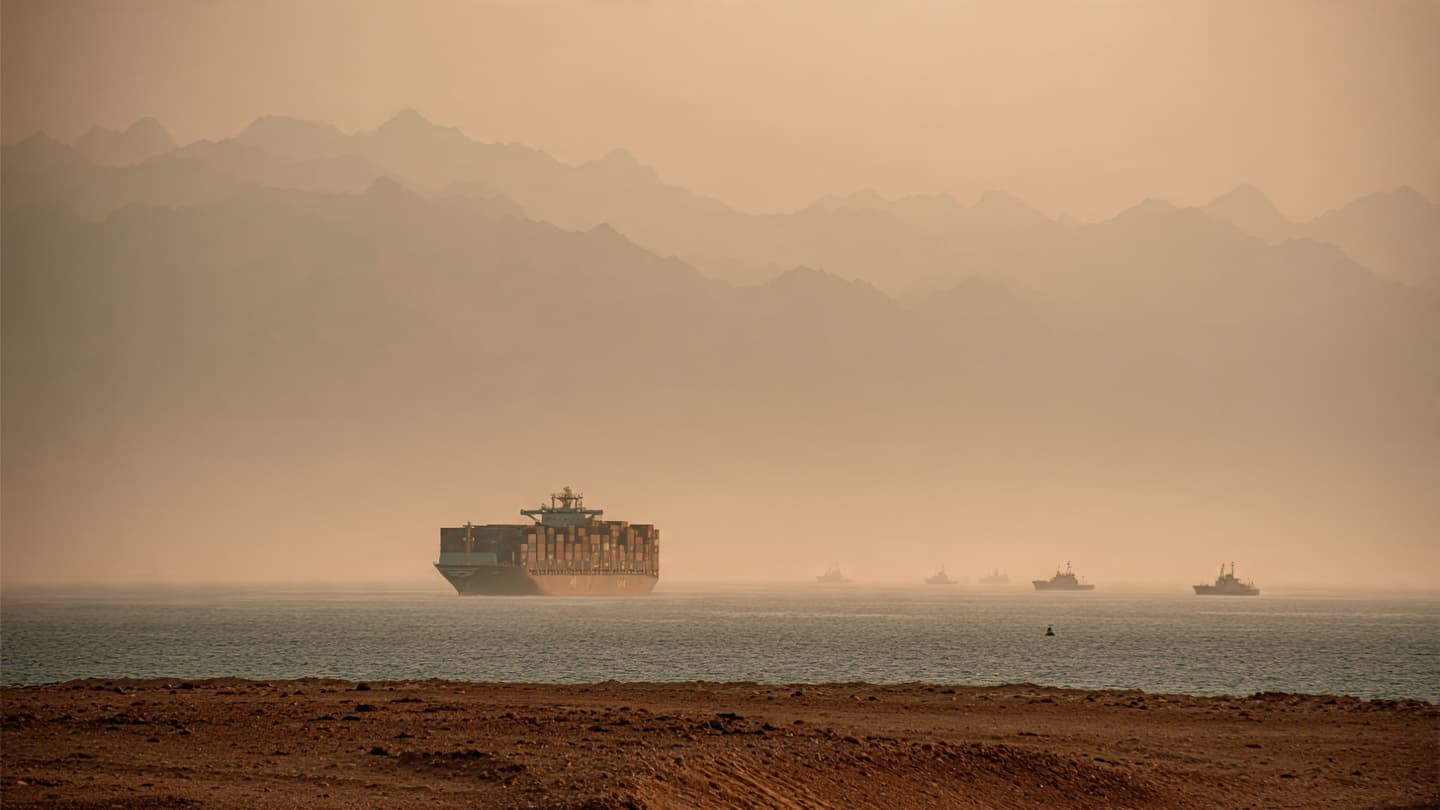 When the Strait Speaks Again: Commerce and Conflict in a Single Passage