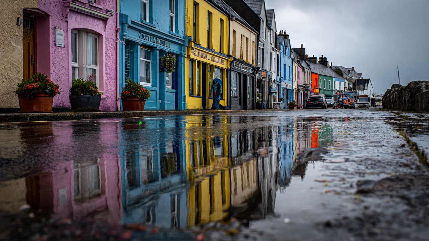 Between the Coastal Reach and the Stranded Path, A Narrative of the Irish Surge Between the Coastal Reach and the Stranded Path, A Narrative of the Irish Surge