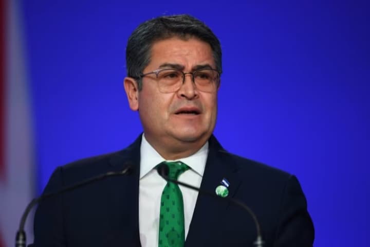 Trump Issues Formal Pardon to Former Honduran President Juan Orlando Hernández Trump Issues Formal Pardon to Former Honduran President Juan Orlando Hernández