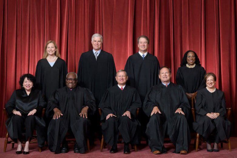 Supreme Court Backs Trump on Spending Limits, Halting SNAP Benefits Ahead of Government Shutdown Supreme Court Backs Trump on Spending Limits, Halting SNAP Benefits Ahead of Government Shutdown