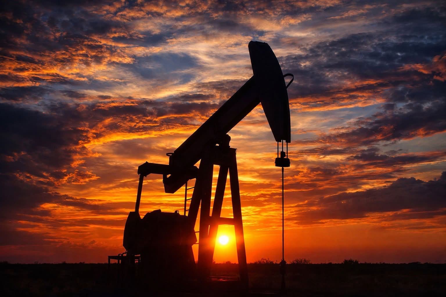 Russia Halts Gasoline Exports: Energy Markets Brace for Impact Russia Halts Gasoline Exports: Energy Markets Brace for Impact