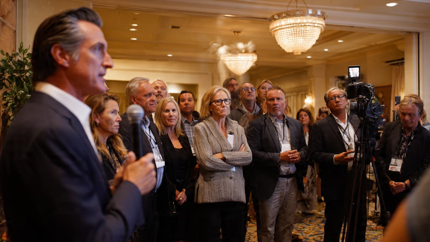 Behind Every Campaign Stage Stands a Quiet Network of Financial Influence