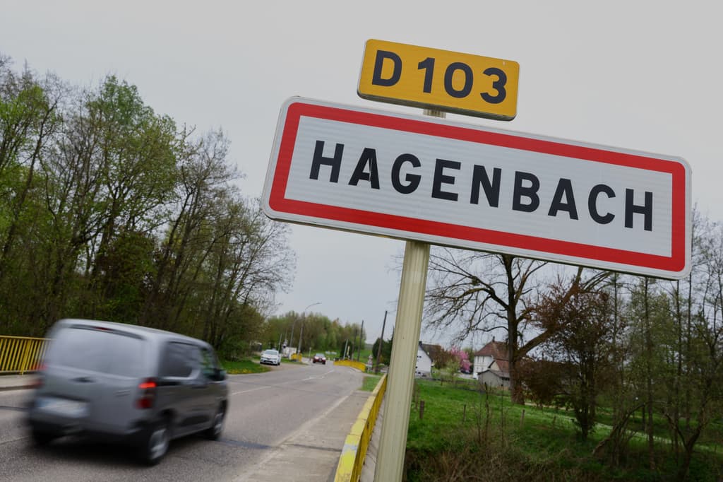 9-Year-Old Found Locked in Van Since 2024, Malnourished and Unable to Walk 9-Year-Old Found Locked in Van Since 2024, Malnourished and Unable to Walk