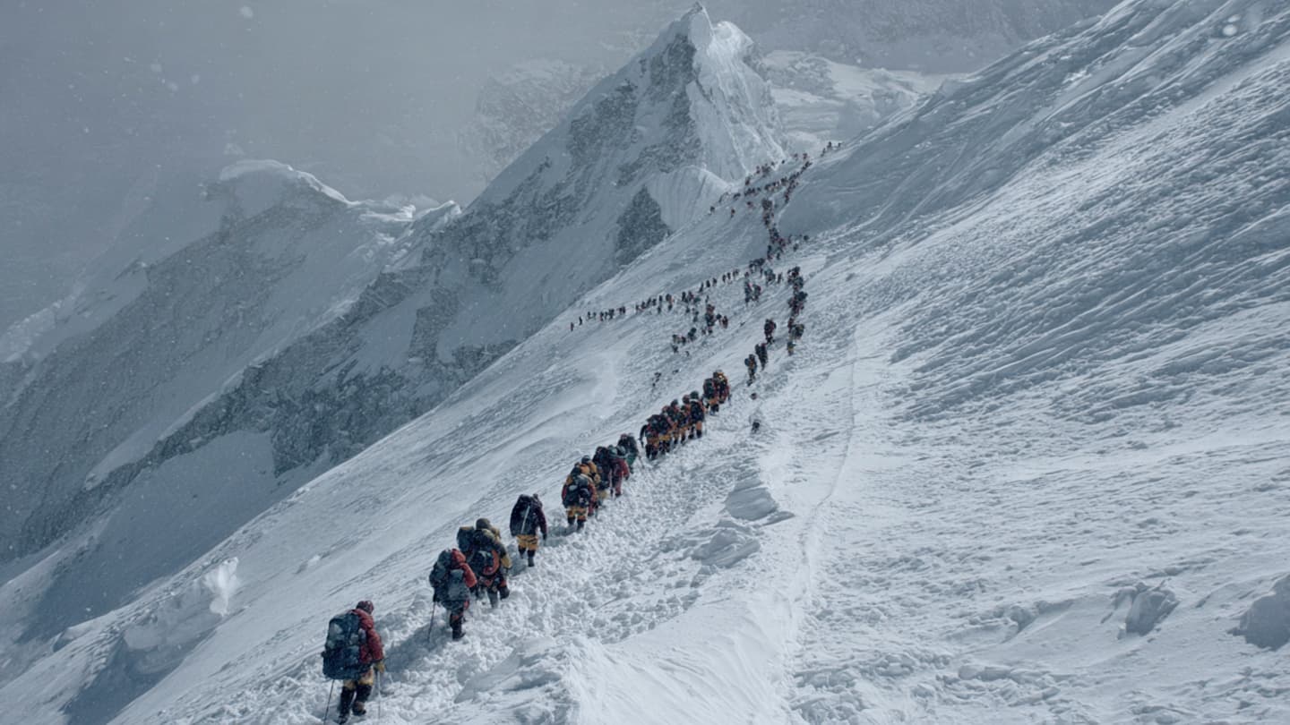 Everest’s Summit Became a Meeting Point for Hundreds Beneath Thin Skies