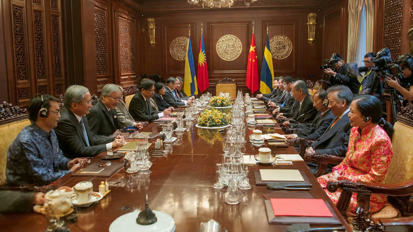 The Quiet Signals of Regional Diplomacy The Quiet Signals of Regional Diplomacy