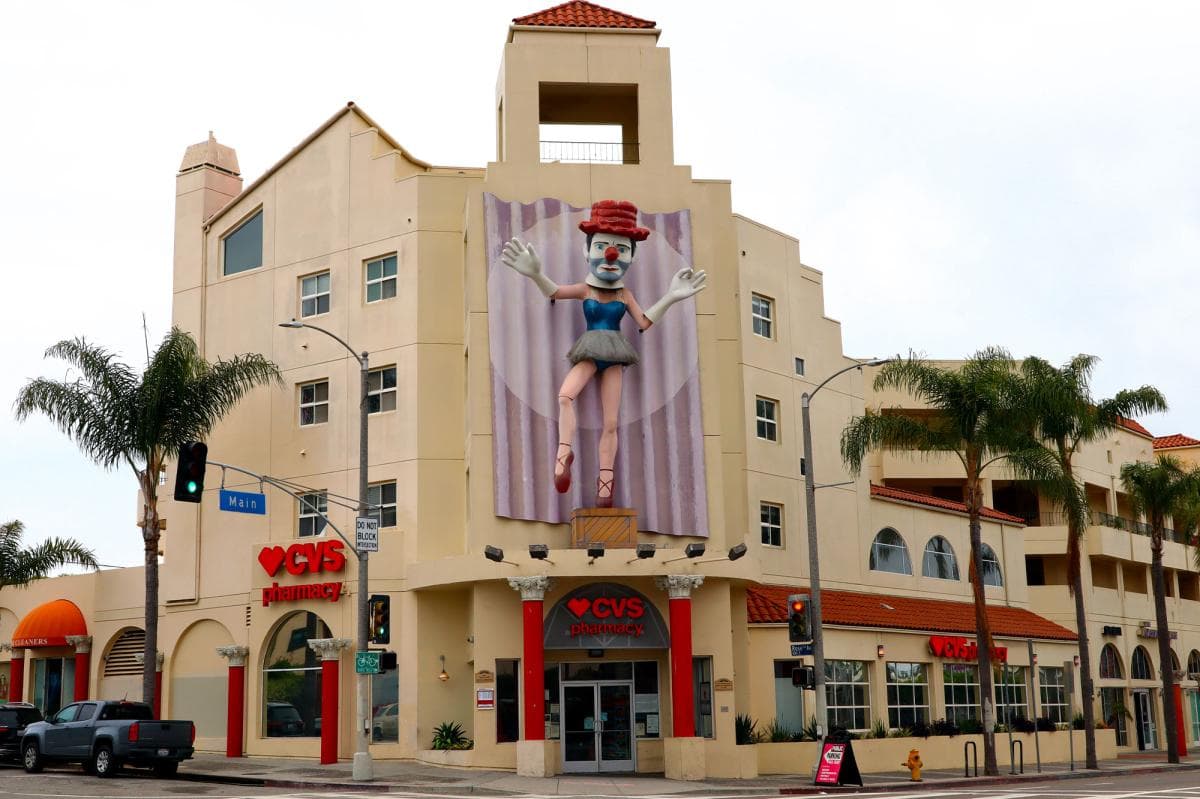 Iconic ‘Ballerina Clown’ CVS Suddenly Shuts Down and the Internet Is Freaking Out
