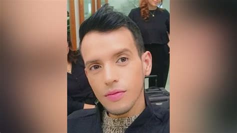 Venezuelan Makeup Artist Who Was Deported to El Salvador Seeks Asylum in Spain