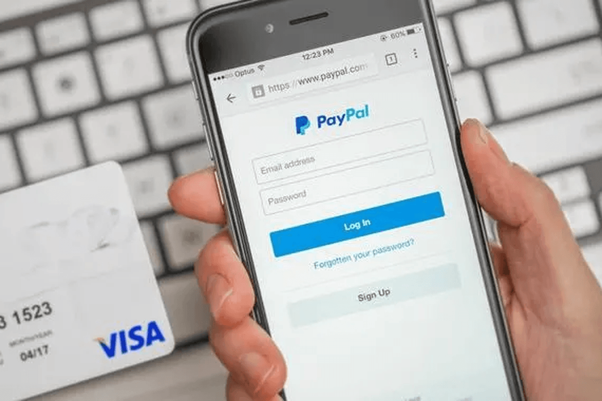 YouTube Adds Stablecoin Payout Option for U.S. Creators via PayPal YouTube Adds Stablecoin Payout Option for U.S. Creators via PayPal