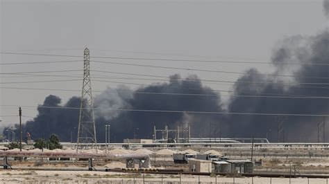 Iranian Attacks Across Gulf Continue as Major Industrial Sites Hit Iranian Attacks Across Gulf Continue as Major Industrial Sites Hit