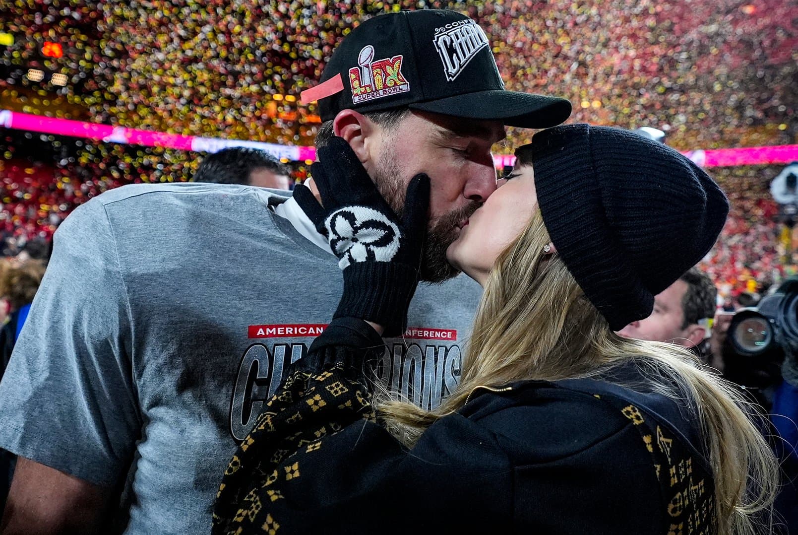 Taylor Swift and Travis Kelce Wedding Rumors Continue Driving Online Attention Taylor Swift and Travis Kelce Wedding Rumors Continue Driving Online Attention