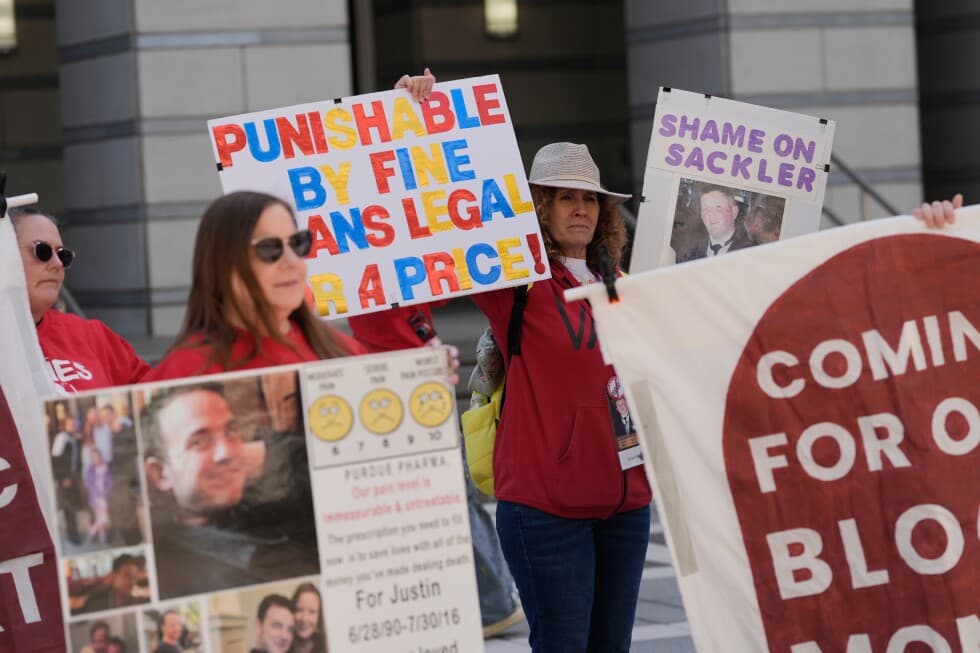 OxyContin Maker Purdue Pharma Set to Dissolve After Judge Approves Its Criminal Sentence OxyContin Maker Purdue Pharma Set to Dissolve After Judge Approves Its Criminal Sentence