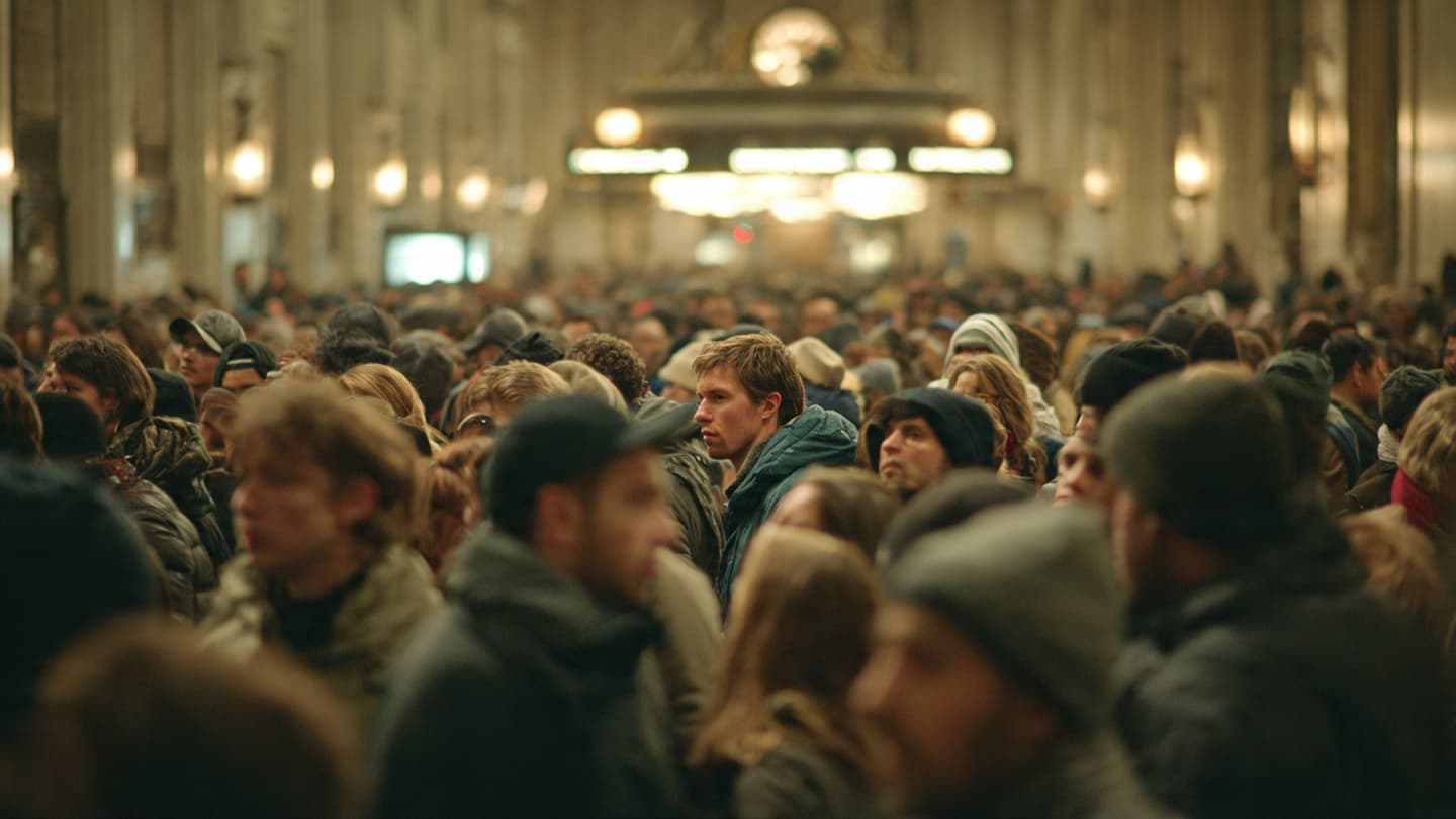 The Rhythm of New York Slows as Trains Fall Silent