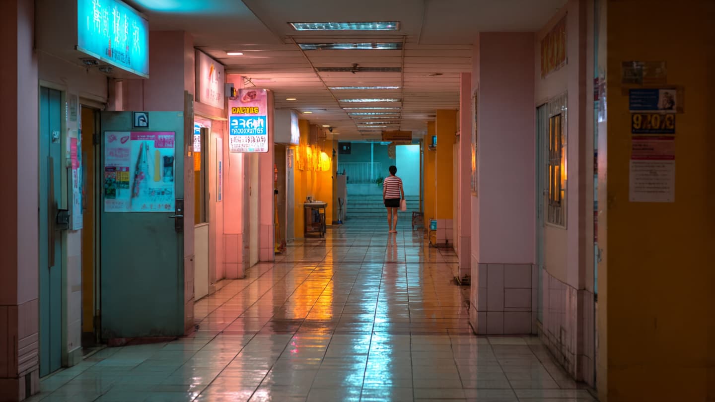 Where the Scent of Lavender Fades, A Quiet Reckoning Within the Suburban Wellness Halls