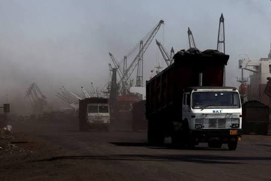 Coal India Asks Units to Ramp Up Supplies as Heatwave Fuels Record Power Demand