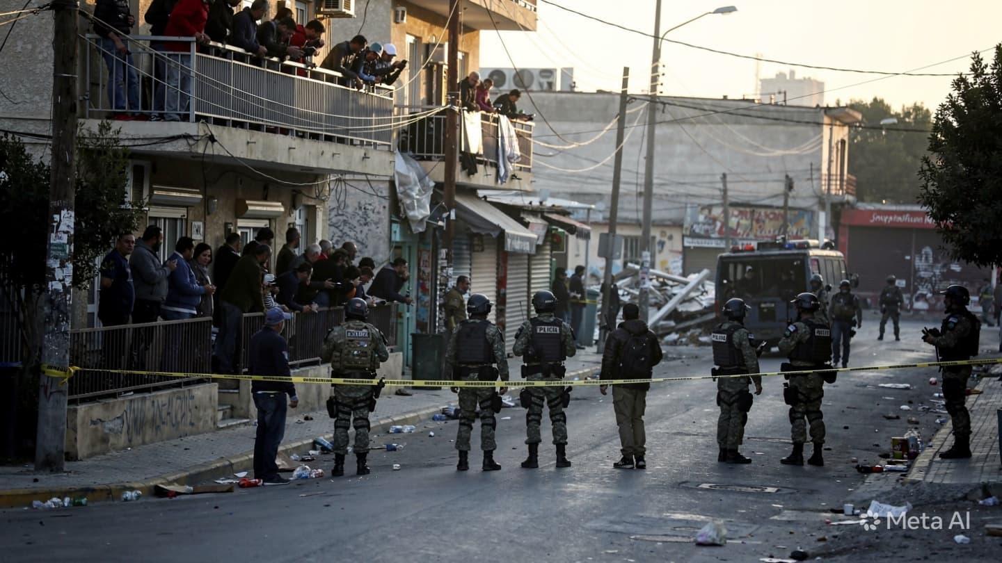 Between Crowded Districts And Barricades, Violence Interrupted Daily Life Again