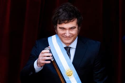 Argentina’s Milei Pushes Massive Privatization of Essential Services Argentina’s Milei Pushes Massive Privatization of Essential Services