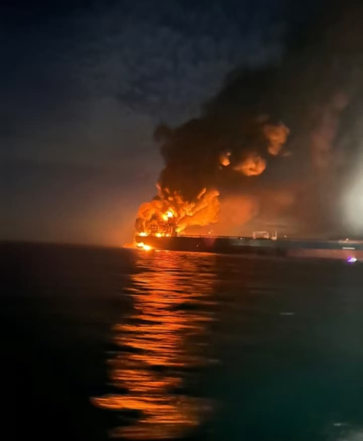 Ukraine Hits Russian ‘Shadow Fleet’ Tankers with Underwater Drones in Black Sea Ukraine Hits Russian ‘Shadow Fleet’ Tankers with Underwater Drones in Black Sea