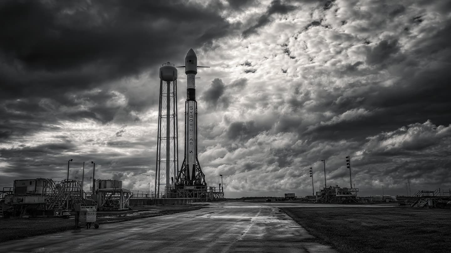 Between ambition and engineering, a rocket’s trial in real time Between ambition and engineering, a rocket’s trial in real time