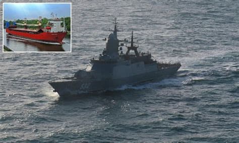 Kremlin Defends Actions Against ‘Piracy’ as Russian Frigate Escorts Tankers Through English Channel Kremlin Defends Actions Against ‘Piracy’ as Russian Frigate Escorts Tankers Through English Channel