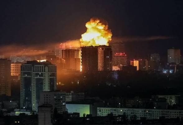 At Least 18 Killed in Heavy Russian Attack on Ukrainian Cities