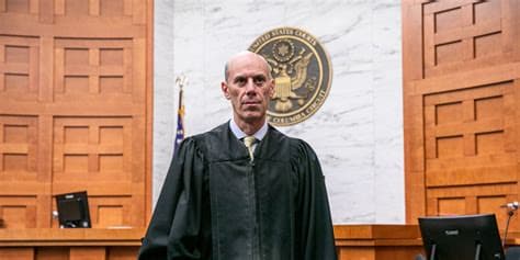 Appeals Court Orders Judge to End Contempt Investigation of Trump Administration Deportation Flights Appeals Court Orders Judge to End Contempt Investigation of Trump Administration Deportation Flights