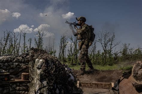 Ukraine War Briefing: Pentagon Weighs Potential Diversion of Aid from Ukraine to the Middle East Ukraine War Briefing: Pentagon Weighs Potential Diversion of Aid from Ukraine to the Middle East