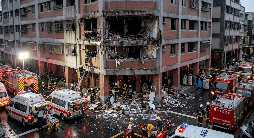 Early Morning Tragedy: 2 Killed, 2 Injured in Suspected Residential Gas Explosion in Hsinchu City Early Morning Tragedy: 2 Killed, 2 Injured in Suspected Residential Gas Explosion in Hsinchu City