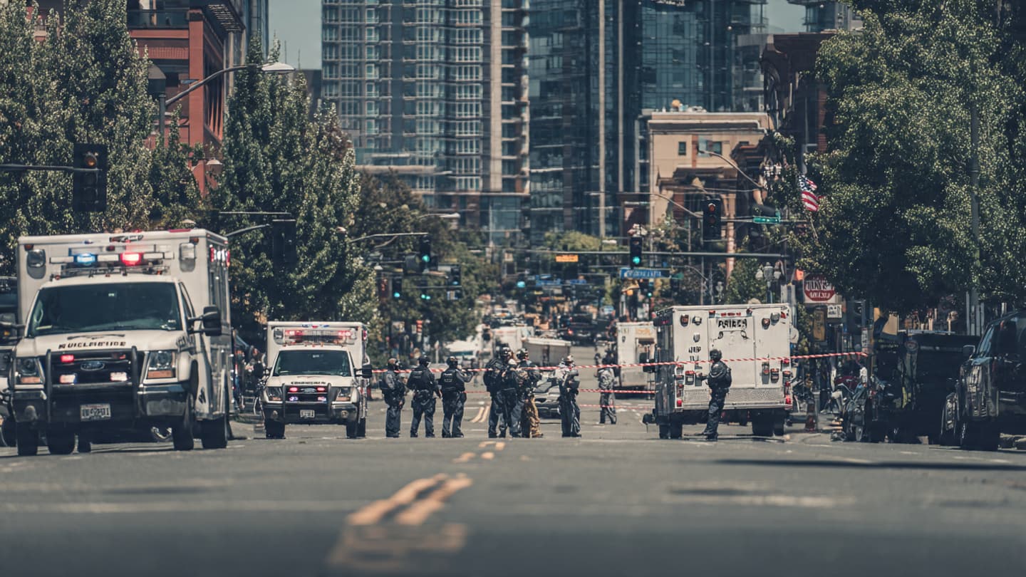 When Ordinary Streets Become Scenes of Uncertainty When Ordinary Streets Become Scenes of Uncertainty